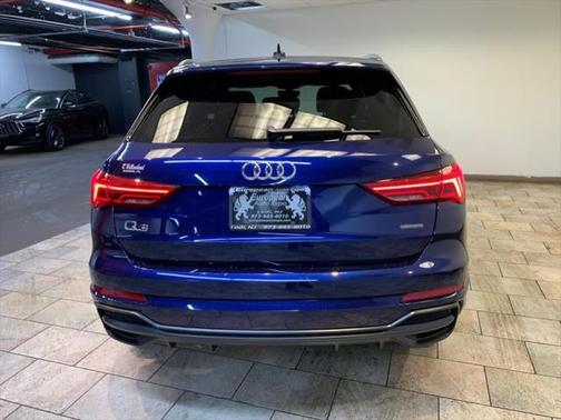 2022 Audi Q3 45 S line Premium