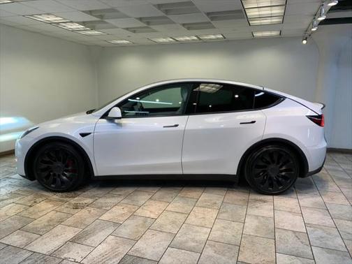 2022 Tesla Model Y Performance Dual Motor All-Wheel Drive