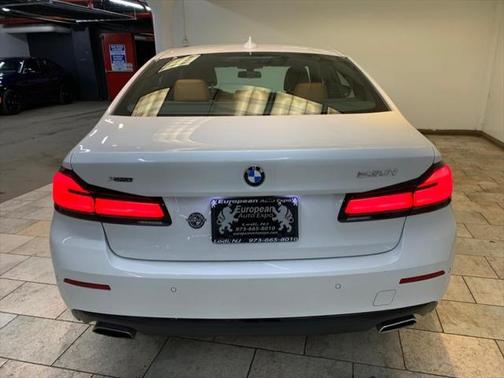 2022 BMW 530 i xDrive