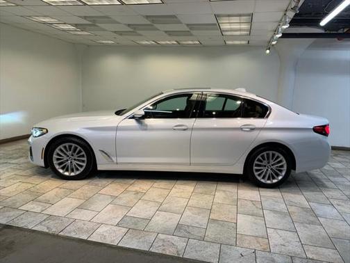2022 BMW 530 i xDrive