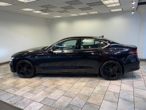 2022 Genesis G70 3.3T AWD