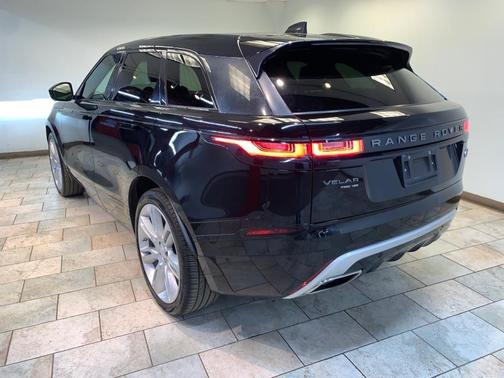 Narvik Black 2020 Land Rover Range Rover Velar P380 HSE R-Dynamic
