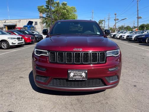 Photo 3 of 48 of 2020 Jeep Grand Cherokee Limited