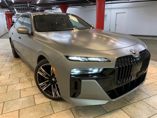 2023 BMW 760 i xDrive