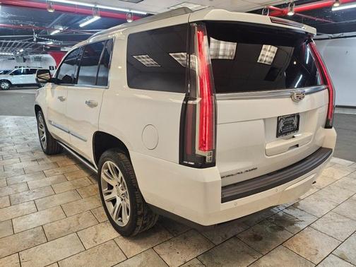 2016 Cadillac Escalade Premium
