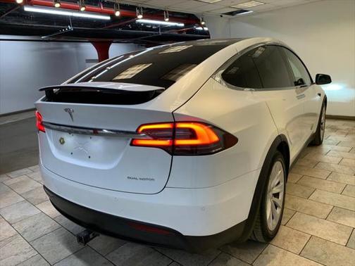 2020 Tesla Model X Long Range Plus Dual Motor All-Wheel Drive