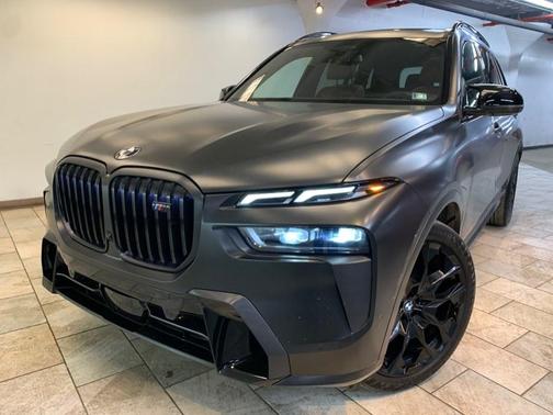 2024 BMW X7 M60i