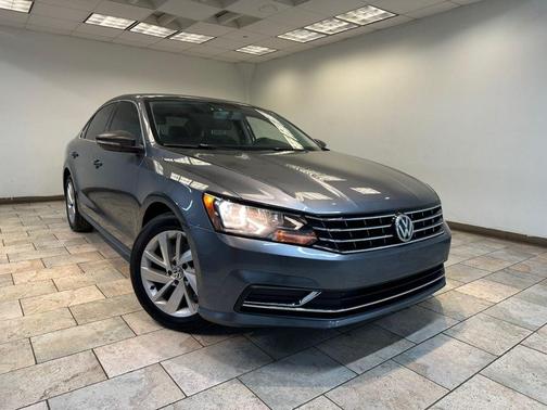 2018 Volkswagen Passat 2.0T SE