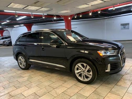 2021 Audi Q7 55 Premium