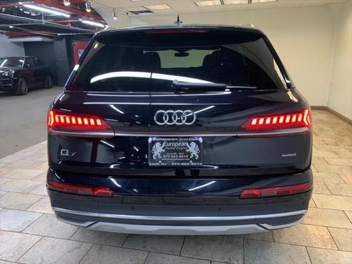 2021 Audi Q7 55 Premium