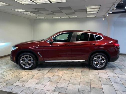 2022 BMW X4 xDrive30i