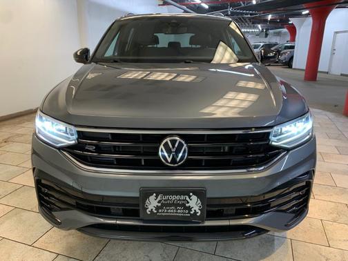 2022 Volkswagen Tiguan 2.0T SE R-Line Black 4MOTION