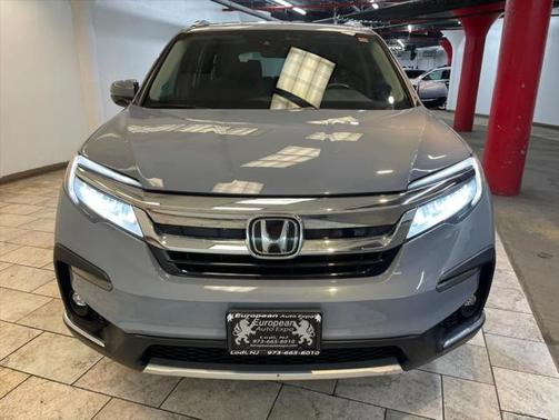 2022 Honda Pilot Touring 8-Passenger