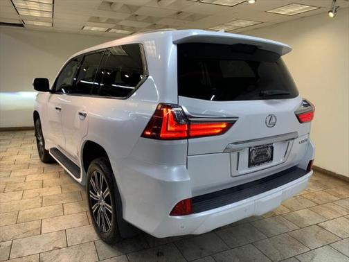 2021 Lexus LX 570 Three-Row