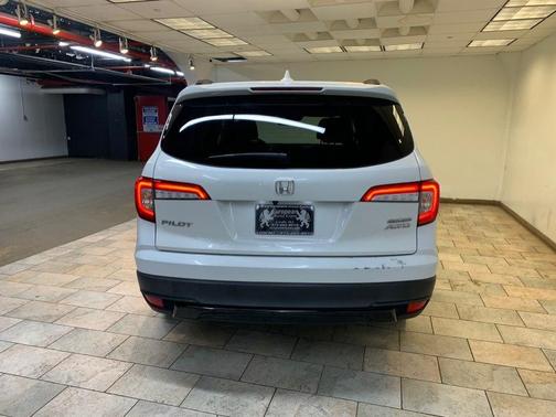 Platinum White Pearl 2021 Honda Pilot AWD Special Edition