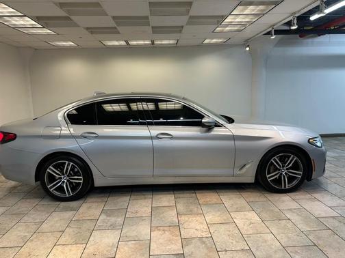 2021 BMW 530 xDrive