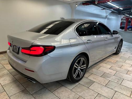 2021 BMW 530 xDrive