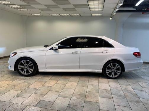 designo Diamond White Metallic 2016 Mercedes-Benz E-Class 4MATIC