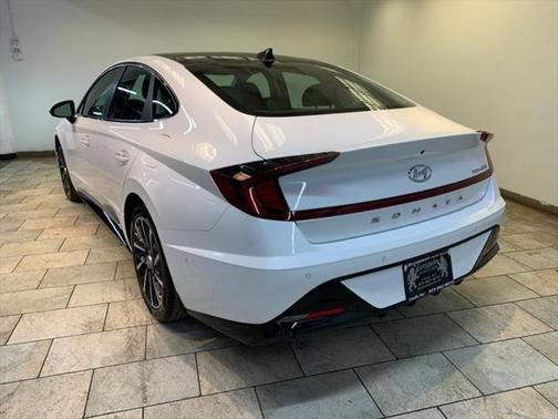 2022 Hyundai SONATA Limited