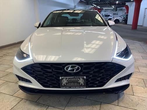 2022 Hyundai SONATA Limited