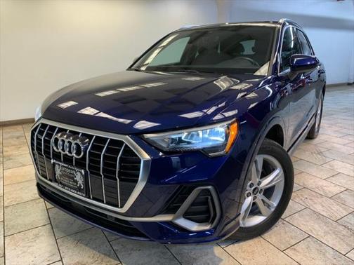 2022 Audi Q3 45 S line Premium