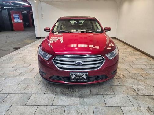 2014 Ford Taurus SEL