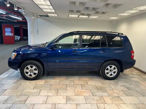 2003 Toyota Highlander Base