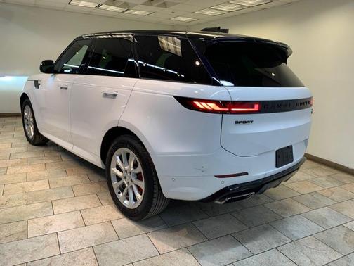 Fuji White 2023 Land Rover Range Rover Sport SE
