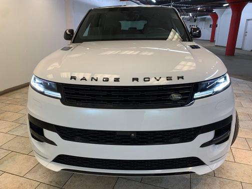 Fuji White 2023 Land Rover Range Rover Sport SE