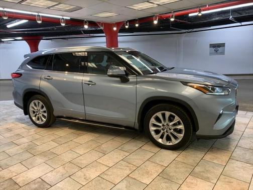 2022 Toyota Highlander Limited