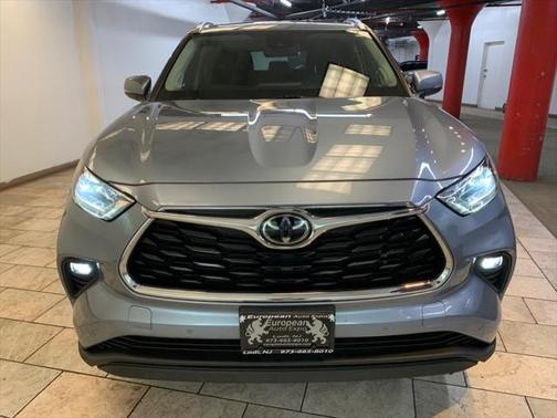 2022 Toyota Highlander Limited
