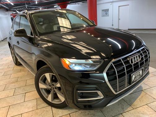 2023 Audi Q5 40 Premium