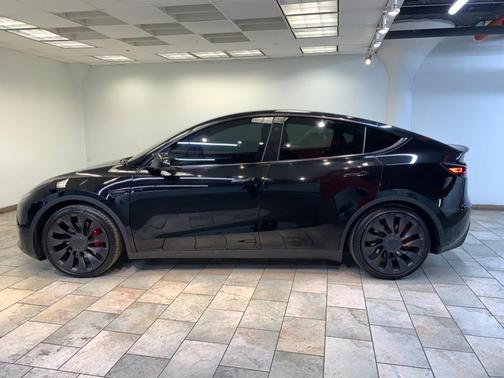 2023 Tesla Model Y Performance Dual Motor All-Wheel Drive