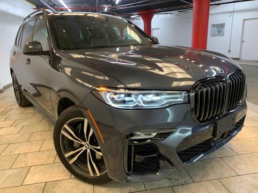 Arctic Grey Metallic 2021 BMW X7 xDrive40i