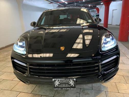 2022 Porsche Cayenne Platinum Edition