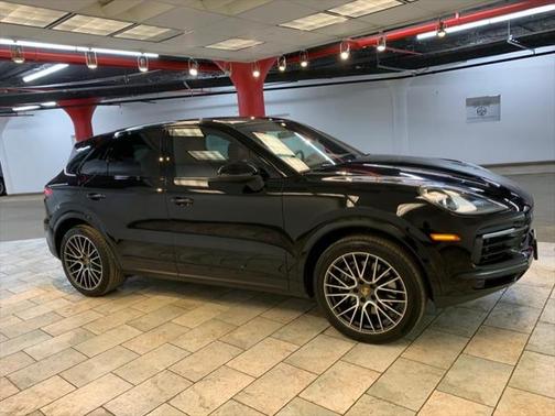 2022 Porsche Cayenne Platinum Edition