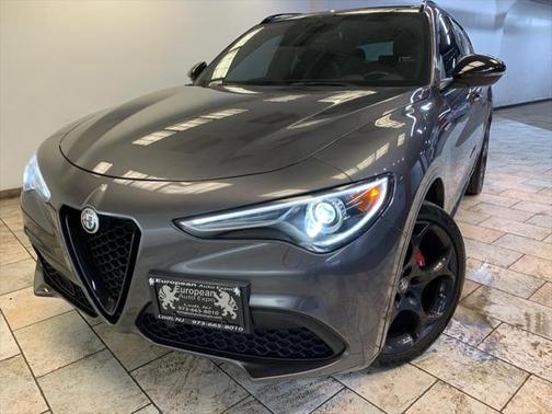 2023 Alfa Romeo Stelvio Veloce AWD