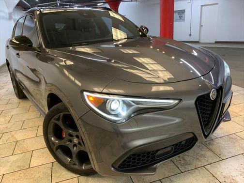 2023 Alfa Romeo Stelvio Veloce AWD