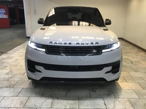2023 Land Rover Range Rover Sport SE