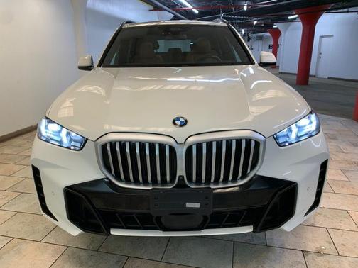 Alpine White 2024 BMW X5 xDrive40i