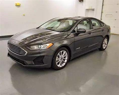 2019 Ford Fusion Hybrid SE
