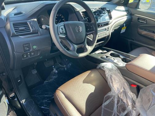 Crystal Black Pearl 2026 Honda Ridgeline RTL