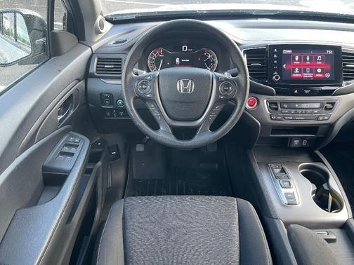 Lunar Silver Metallic 2022 Honda Ridgeline Sport