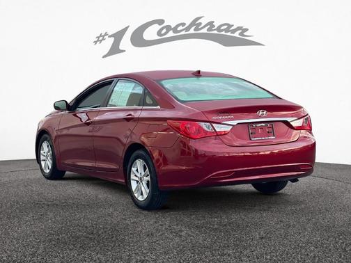 2011 Hyundai SONATA GLS