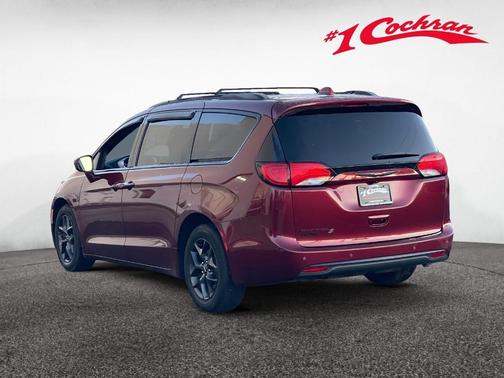 2018 Chrysler Pacifica Touring-L Plus