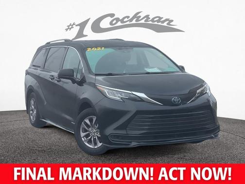 2021 Toyota Sienna LE