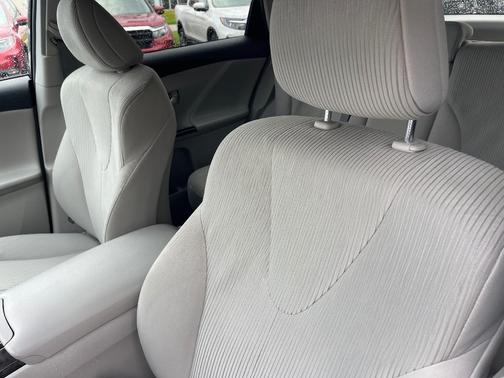 Magnetic Gray Metallic 2010 Toyota Venza