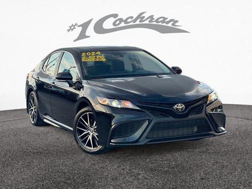 2024 Toyota Camry SE