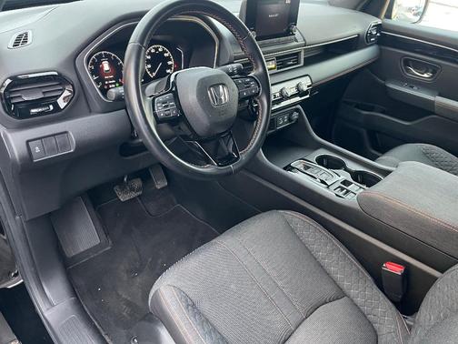 2023 Honda Pilot Sport