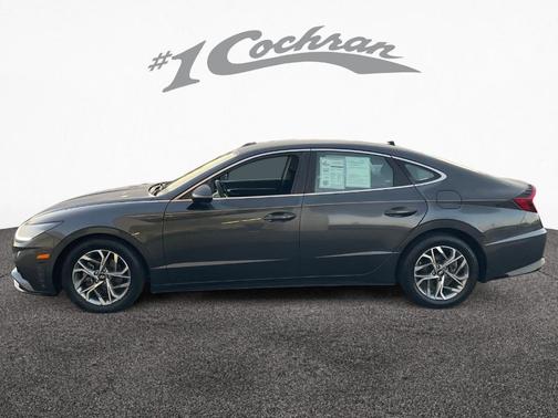 2022 Hyundai SONATA SEL